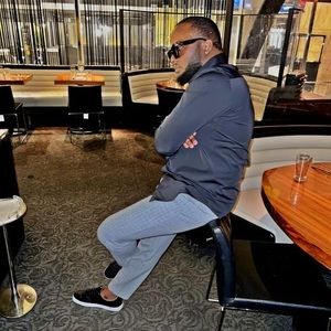 Meet your Posher, Jo